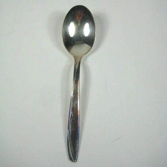 Concept Pattern 1957 Set Of 11 Supreme Silver Plate Soup Spoons Flatware - Picture 7 of 9